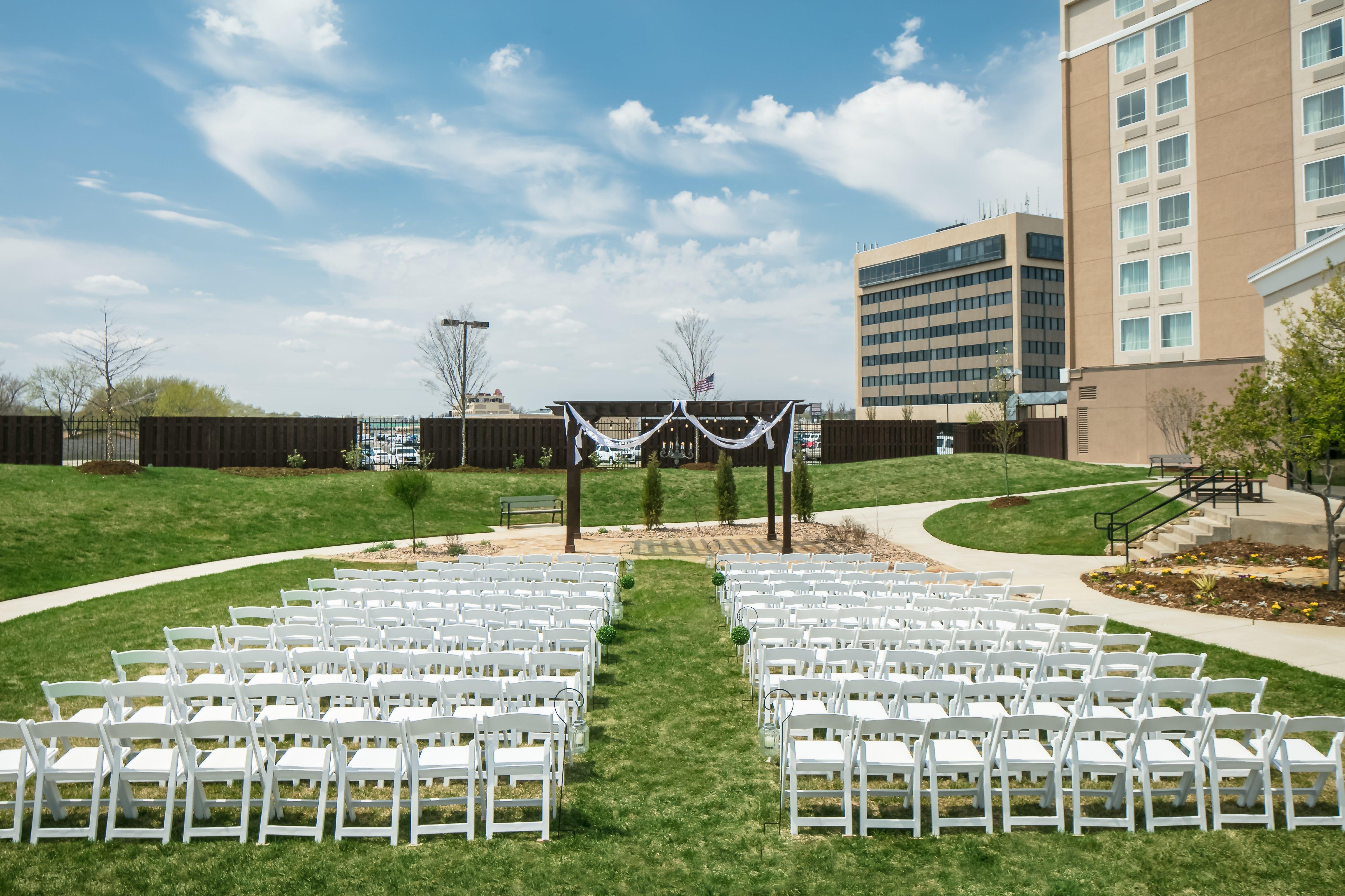 East I-35 By Ihg Wichita