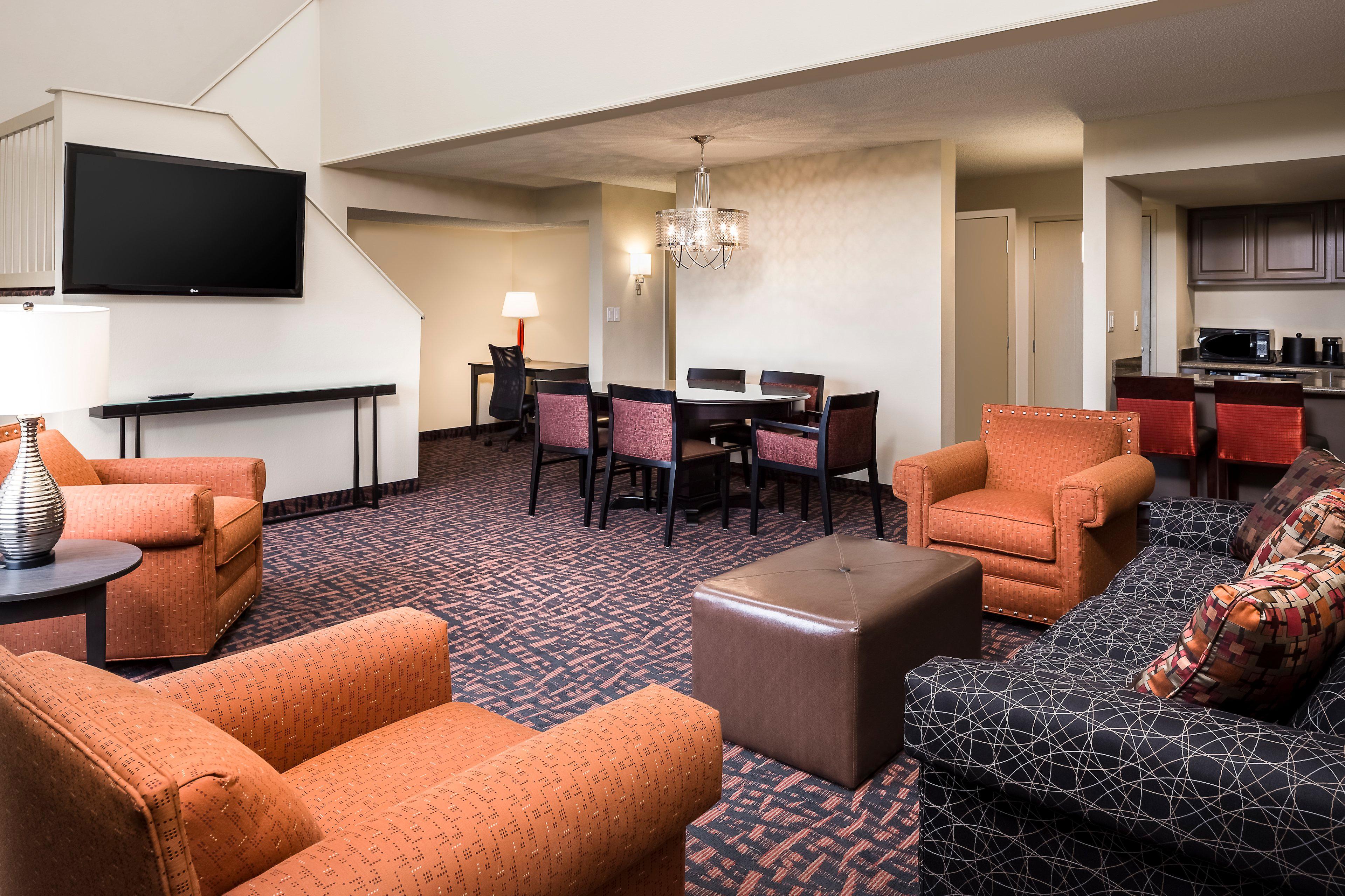 East I-35 By Ihg Hotel