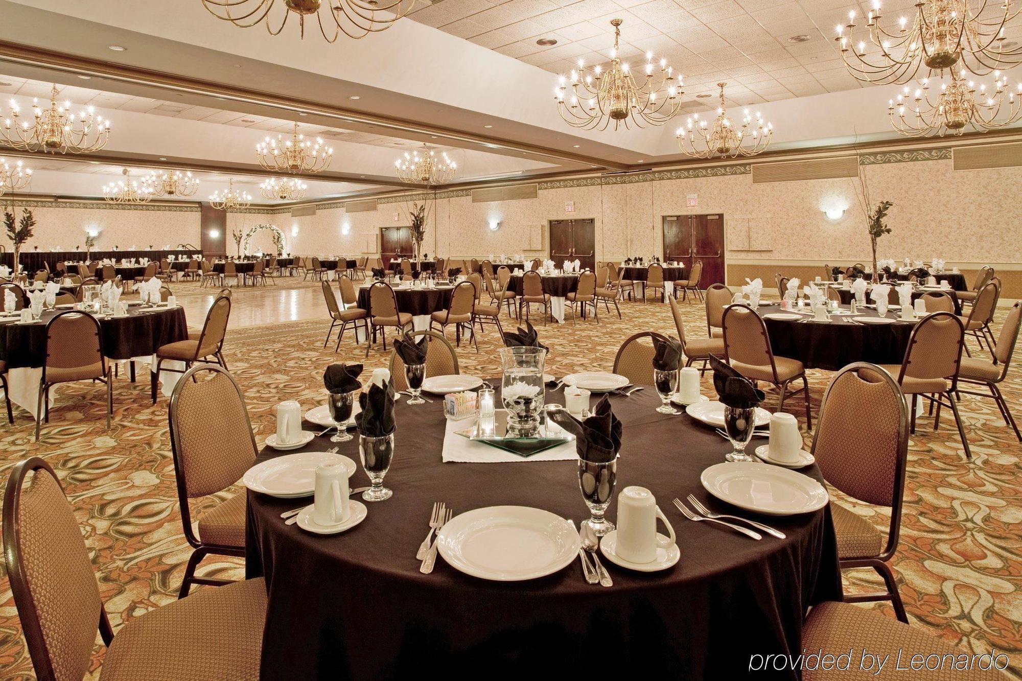 East I-35 By Ihg Hotel Wichita