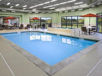 East I-35 By Ihg Hotel Wichita