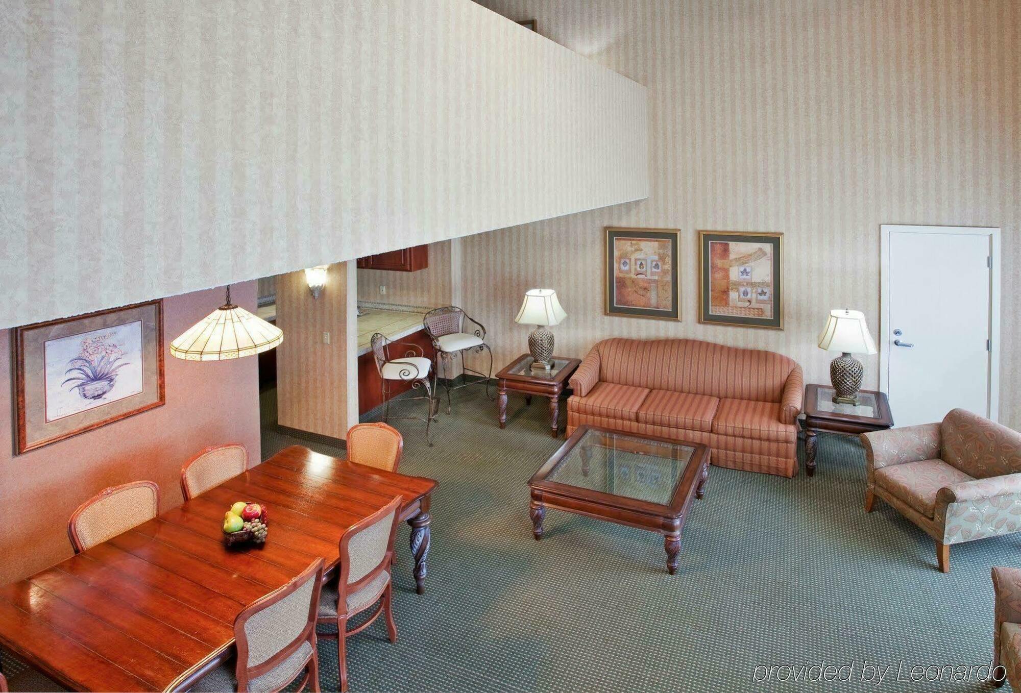 East I-35 By Ihg